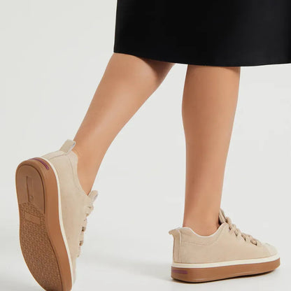 Trendy Women’s Platform Sneakers – Minimal Design, All-Day Comfort