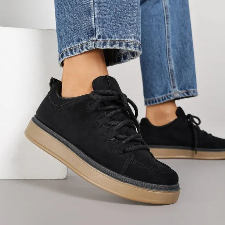 Trendy Women’s Platform Sneakers – Minimal Design, All-Day Comfort