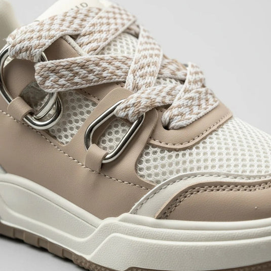 Stylish Sneakers for All-Day Comfort