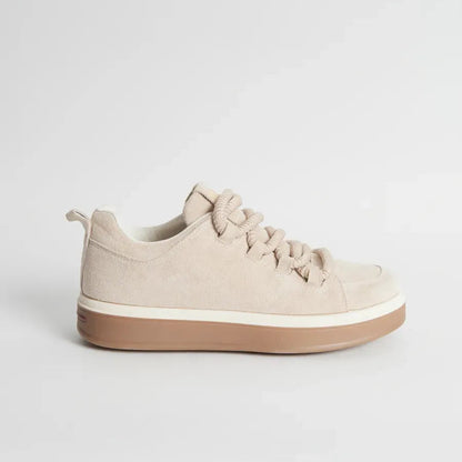 Trendy Women’s Platform Sneakers – Minimal Design, All-Day Comfort