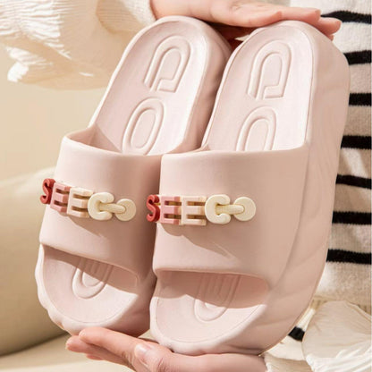 شبشب  أنيق وناعم للنساء - مصنوع من مادة ايفا.