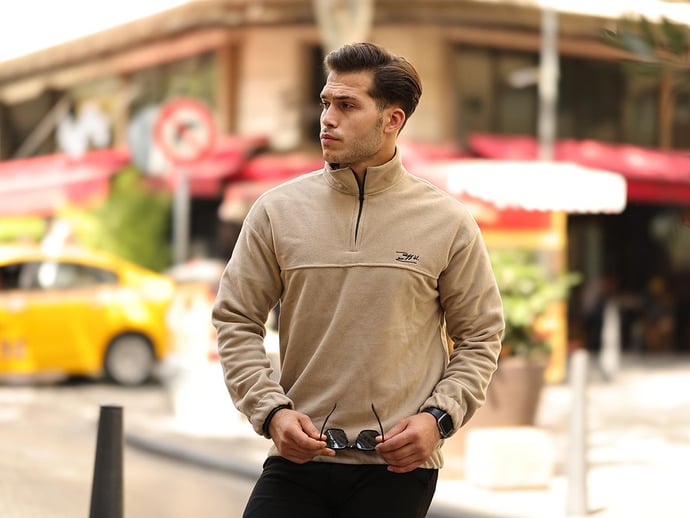 بلوفر رجالي من الصوف بنصف سحاب - تصميم عصري ومريح للأنشطة اليومية