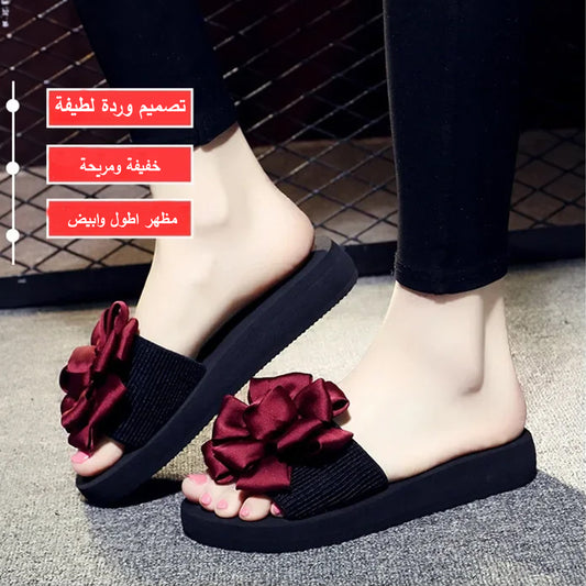 شبشب شاطئ كاجوال للسيدات لعام 2024: صنادل بكعب عريض 3 سم  مع زهرة كبيرة