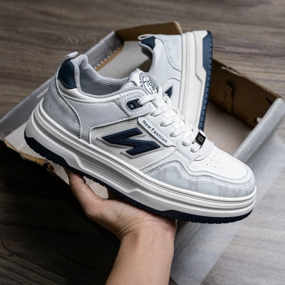 حذاء رياضي أنيق ومريح، مثالي لجميع المناسبات والارتداء اليومي